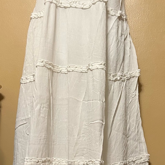 NWT/Cream tiered summer Dress - Picture 4 of 6